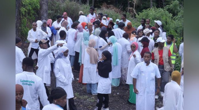 Jeunesse Apprend à Sauver la Planète Jeunesse Apprend à Sauver la Planète