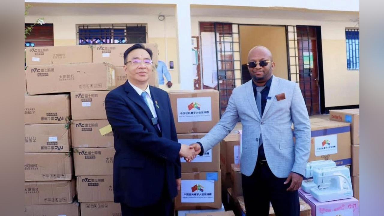 Coopération Sino-Comorienne pour le Secteur Agricole Coopération Sino-Comorienne pour le Secteur Agricole