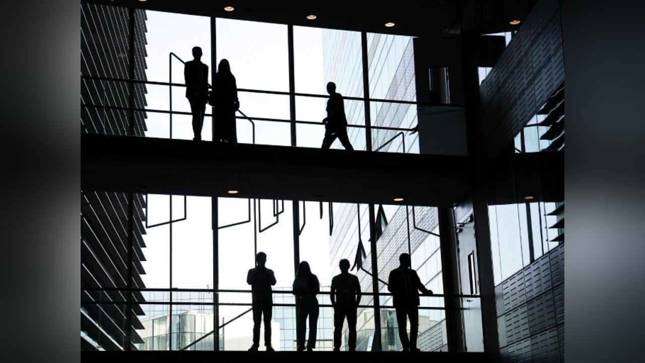 Burn-Out: Signes Ignorés et Prise en Charge Complexe Burn-Out: Signes Ignorés et Prise en Charge Complexe