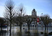 Inondations dans L’Ouest: Niveau de L’Eau Baisse Inondations dans L’Ouest: Niveau de L’Eau Baisse