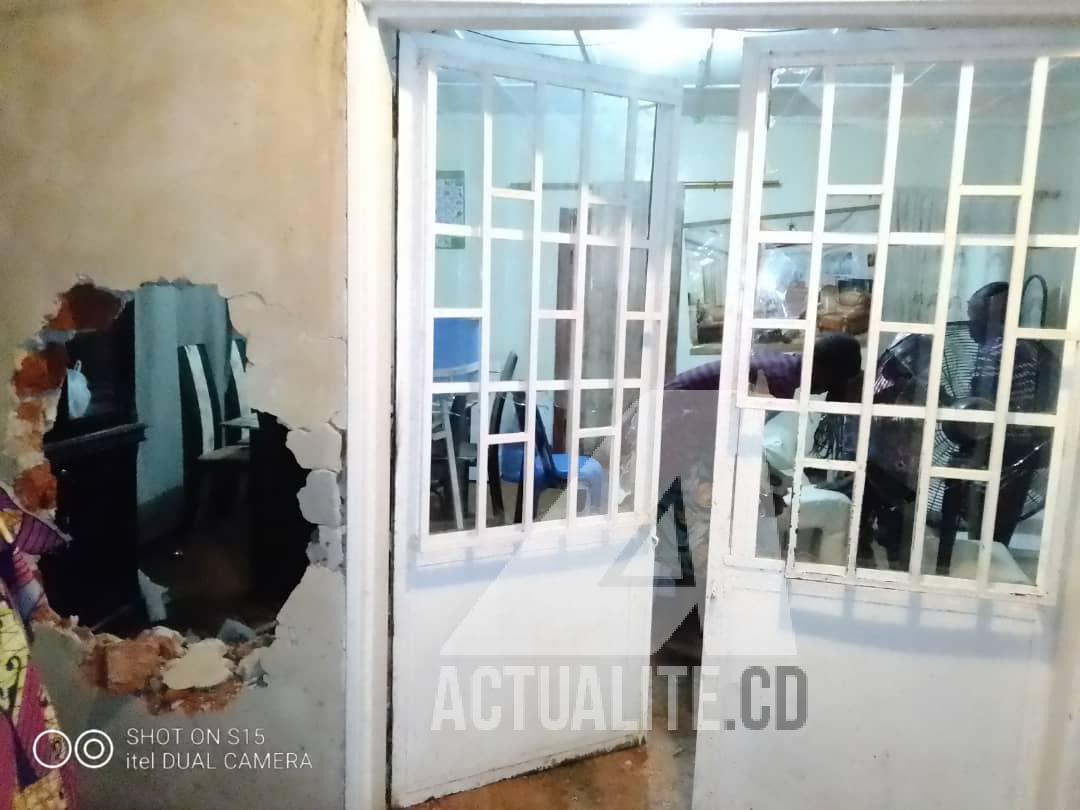 Insécurité à Kananga : deux familles dévalisées par des bandits armés près du commissariat provincial de la police Insécurité à Kananga : deux familles dévalisées par des bandits armés près du commissariat provincial de la police