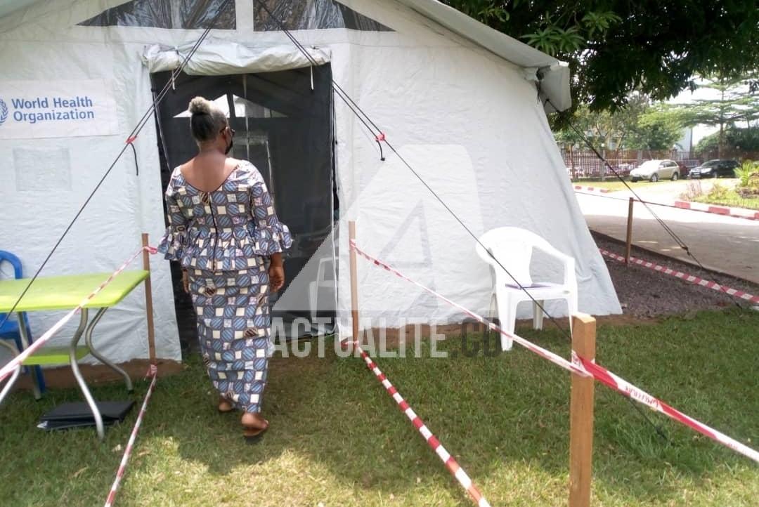 Covid-19 en RDC : « il est avantageux pour les femmes de se faire vacciner », Béatrice Kanjinga, après sa vaccination Covid-19 en RDC : « il est avantageux pour les femmes de se faire vacciner », Béatrice Kanjinga, après sa vaccination