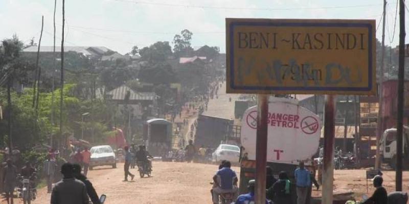 Beni : l'ICCN disposé à apporter son appui aux FARDC pour protéger les commerçants, victimes des attaques sur la route Beni-Kasindi Beni : l'ICCN disposé à apporter son appui aux FARDC pour protéger les commerçants, victimes des attaques sur la route Beni-Kasindi