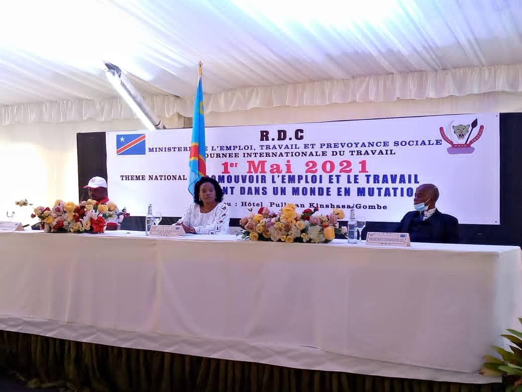 Claudine Ndusi appelle les employeurs à s'impliquer notamment pour la promotion du respect des tranches du SMIG Claudine Ndusi appelle les employeurs à s'impliquer notamment pour la promotion du respect des tranches du SMIG