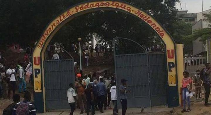 Kinshasa/ESU: quelques étudiants s'expriment sur l'interdiction de la vente des syllabus et la mise à leur disposition des bus Kinshasa/ESU: quelques étudiants s'expriment sur l'interdiction de la vente des syllabus et la mise à leur disposition des bus