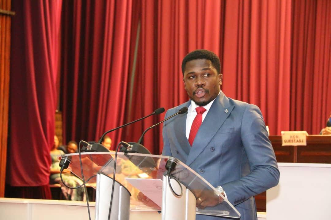 Sud Ubangi: le député national Gaël Bussa appelle le Gouvernement à prendre des mesures de protection des citoyens congolais contre les dérapages sécuritaire suite à l'afflux des réfugiés centrafricains Sud Ubangi: le député national Gaël Bussa appelle le Gouvernement à prendre des mesures de protection des citoyens congolais contre les dérapages sécuritaire suite à l'afflux des réfugiés centrafricains