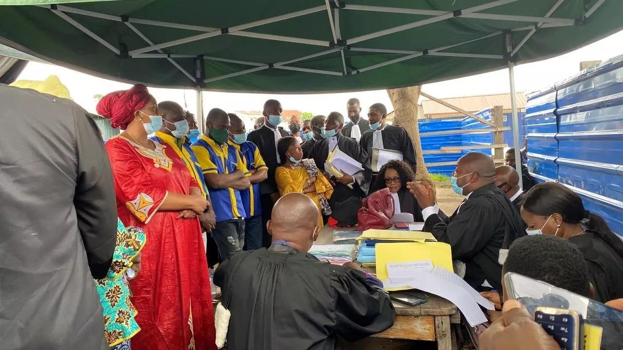 Affaire Delphin Kahimbi : le procureur a requis la peine capitale pour la veuve et la mère de l’ancien général Affaire Delphin Kahimbi : le procureur a requis la peine capitale pour la veuve et la mère de l’ancien général