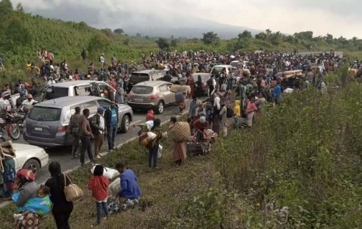Évacuation de la population de Goma : les conducteurs des engins roulants s’illustrent par la hausse de prix de courses Évacuation de la population de Goma : les conducteurs des engins roulants s’illustrent par la hausse de prix de courses