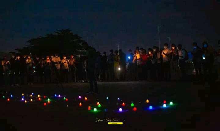 Soirée de solidarité nationale : comme un seul homme, plusieurs kinois ont manifesté leur compassion envers la population de Goma Soirée de solidarité nationale : comme un seul homme, plusieurs kinois ont manifesté leur compassion envers la population de Goma
