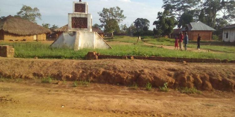 Maniema: une femme tuée et des personnes blessées dans des affrontements entre groupes armés à Kabambare Maniema: une femme tuée et des personnes blessées dans des affrontements entre groupes armés à Kabambare