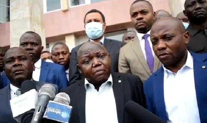 Les élus de l’Ituri et Nord-Kivu sur l’état de siège : « L’espoir qui était perceptible commence à s’envoler » Les élus de l’Ituri et Nord-Kivu sur l’état de siège : « L’espoir qui était perceptible commence à s’envoler »