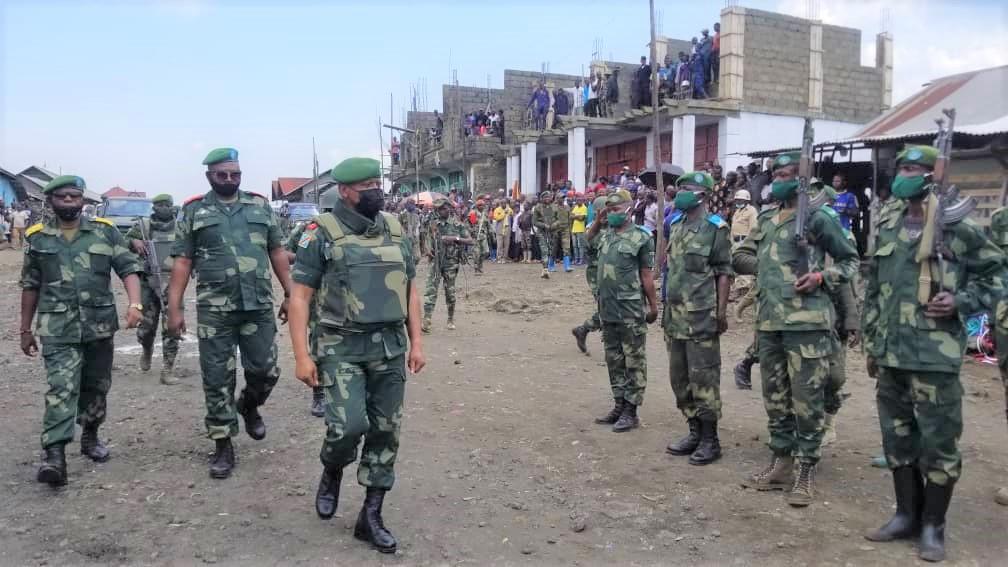 Reddition de quelques groupes armés au Nord-Kivu : le général Ndima à Kitchanga Reddition de quelques groupes armés au Nord-Kivu : le général Ndima à Kitchanga