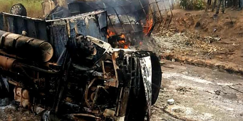 Kwango : une dizaine de morts dans un accident de circulation à la sortie de Kinshasa Kwango : une dizaine de morts dans un accident de circulation à la sortie de Kinshasa