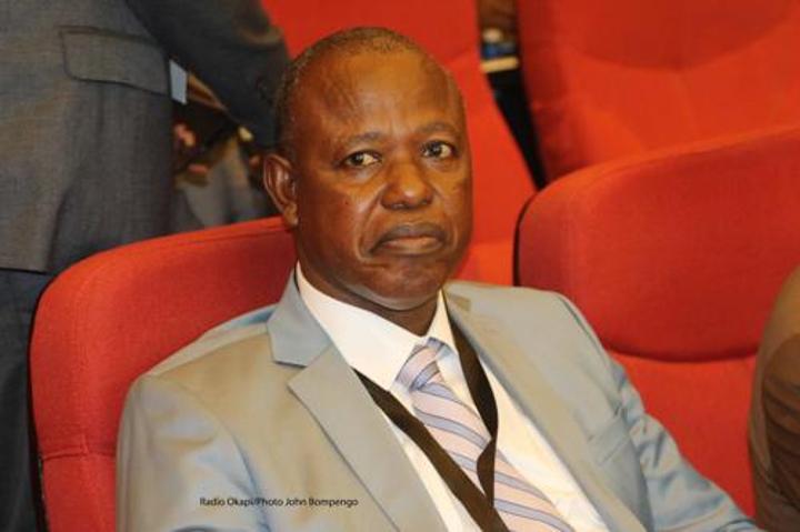 Équateur : la notabilité et les forces vives saluent la destitution du gouverneur Bobo Boloko Équateur : la notabilité et les forces vives saluent la destitution du gouverneur Bobo Boloko