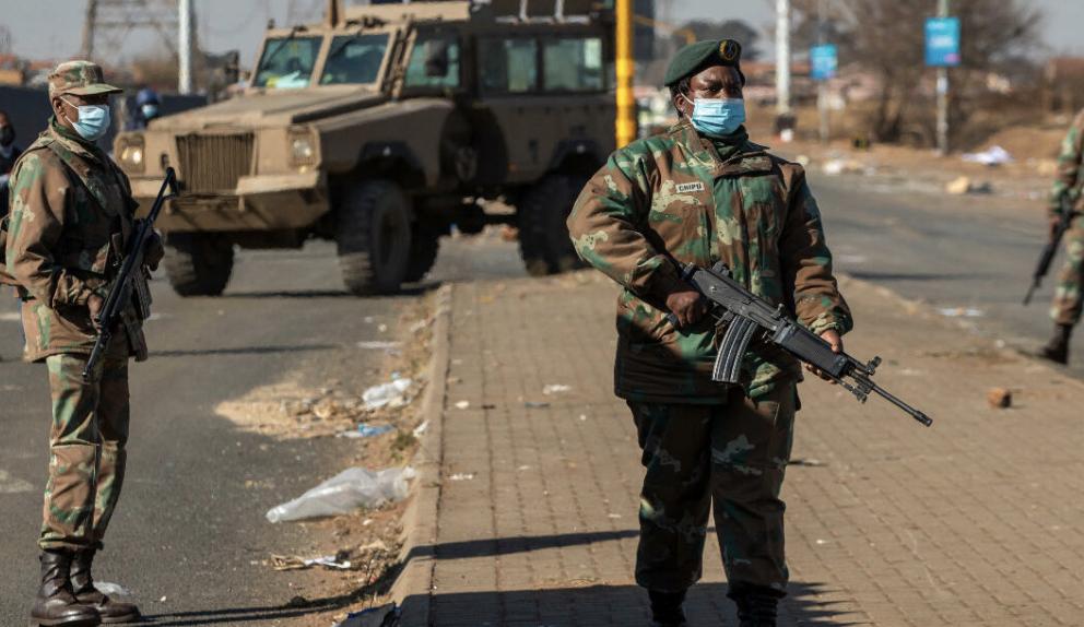 Violences en Afrique du Sud: bilan porté à 117 morts (gouvernement) Violences en Afrique du Sud: bilan porté à 117 morts (gouvernement)