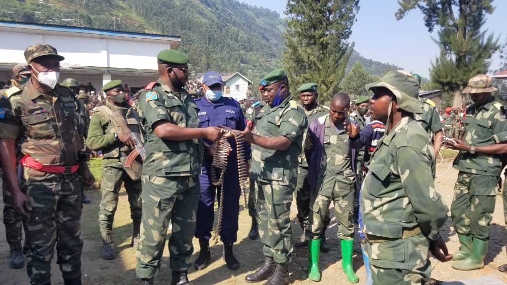 Masisi : plus de cent combattants de la milice APCLS se rendent aux FARDC Masisi : plus de cent combattants de la milice APCLS se rendent aux FARDC
