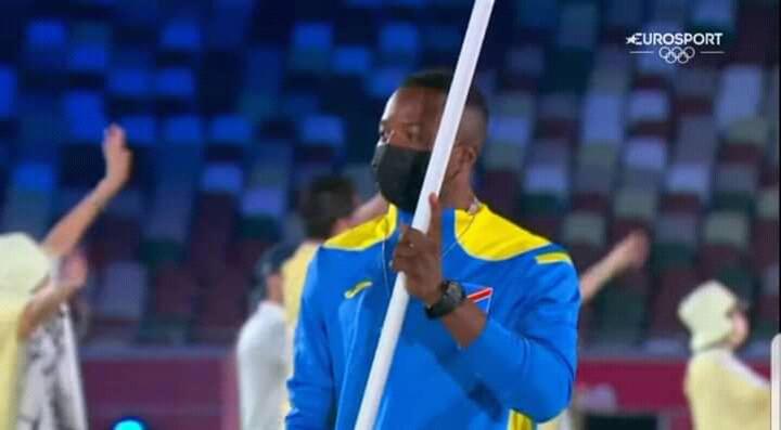 JO Tokyo 2020 : le porte-drapeau retiré au Congolo-allemande Marie Branser au profit de David Tshama JO Tokyo 2020 : le porte-drapeau retiré au Congolo-allemande Marie Branser au profit de David Tshama