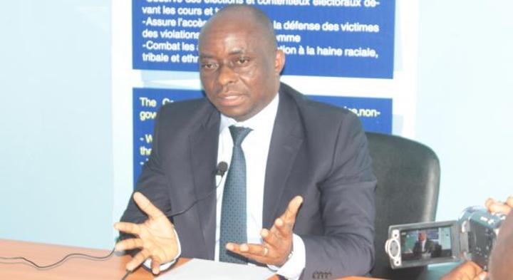 Budget 2022 : Georges Kapiamba demande à Aimé Boji d’élaguer les agents fictifs Budget 2022 : Georges Kapiamba demande à Aimé Boji d’élaguer les agents fictifs