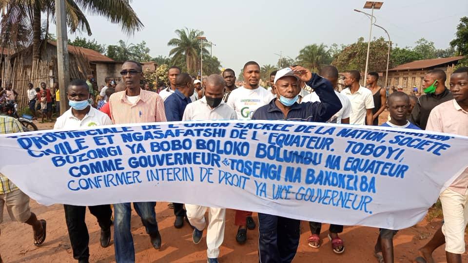 Mbandaka : les forces vives dans la rue pour dire non au retour du gouverneur déchu Mbandaka : les forces vives dans la rue pour dire non au retour du gouverneur déchu