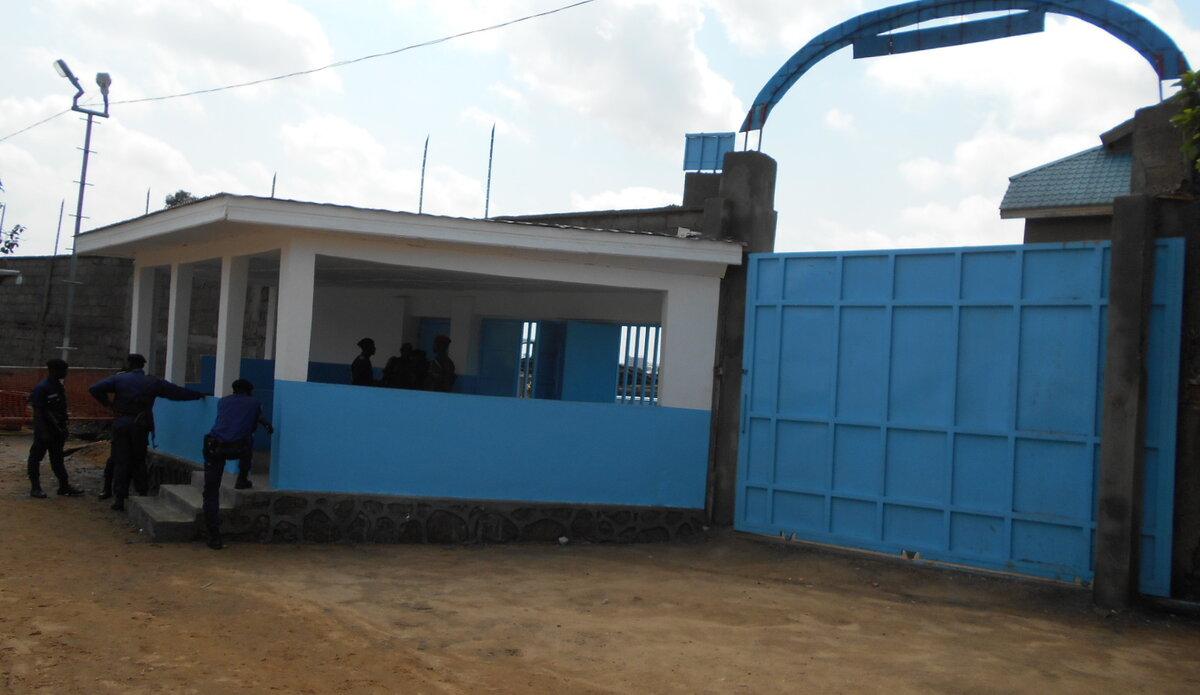 Bunia : sept détenus s'échappent lors de leur transfert pour la prison centrale Bunia : sept détenus s'échappent lors de leur transfert pour la prison centrale