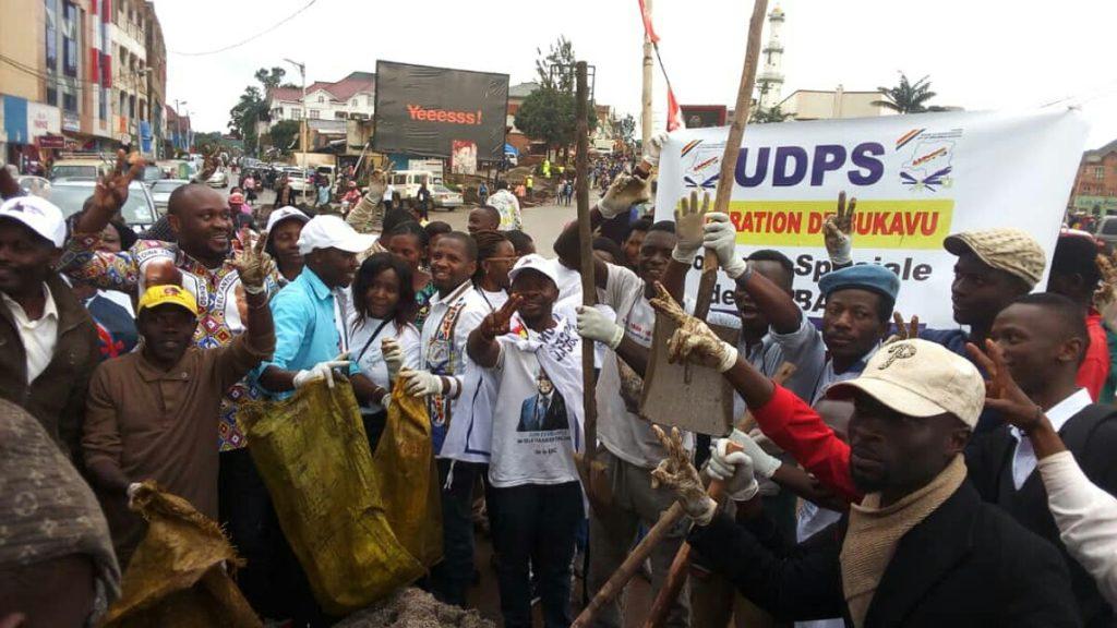Sud-Kivu : la Ligue des jeunes de l’UDPS « retire » son soutien au gouverneur Théo Ngwabidje Sud-Kivu : la Ligue des jeunes de l’UDPS « retire » son soutien au gouverneur Théo Ngwabidje