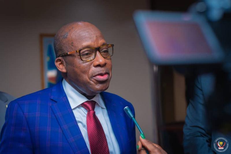 Assemblée nationale : le député Engelema adresse une question orale avec débat à Lutundula suite notamment au traitement dégradant réservé aux Congolais à l’étranger Assemblée nationale : le député Engelema adresse une question orale avec débat à Lutundula suite notamment au traitement dégradant réservé aux Congolais à l’étranger