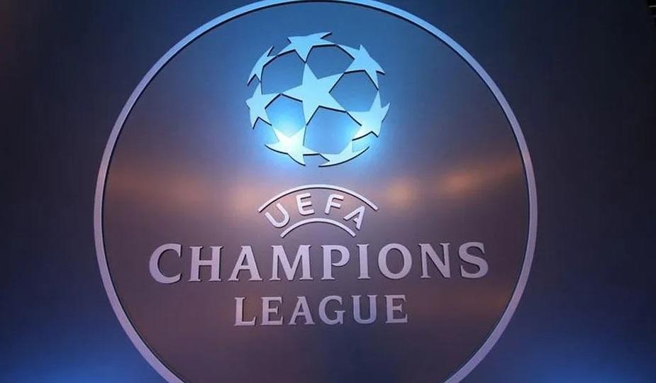 UEFA: 3 meilleurs joueurs de la saison 2020-2021 sans Cristiano et Messi UEFA: 3 meilleurs joueurs de la saison 2020-2021 sans Cristiano et Messi