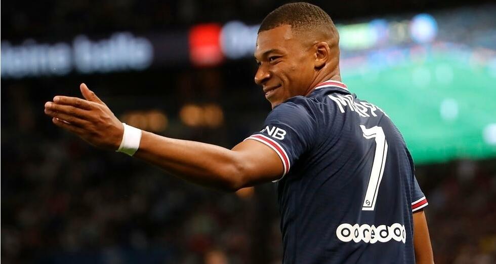 Foot: pour 160 millions d'euros, Madrid relance le feuilleton Mbappé Foot: pour 160 millions d'euros, Madrid relance le feuilleton Mbappé
