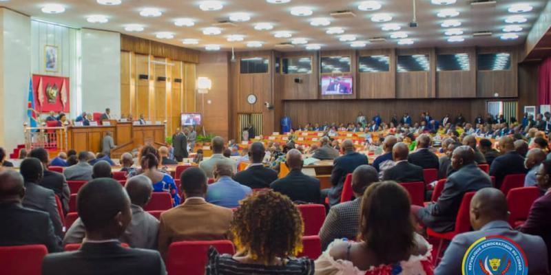 le Sénat adopte le calendrier de la session de septembre 2021 le Sénat adopte le calendrier de la session de septembre 2021