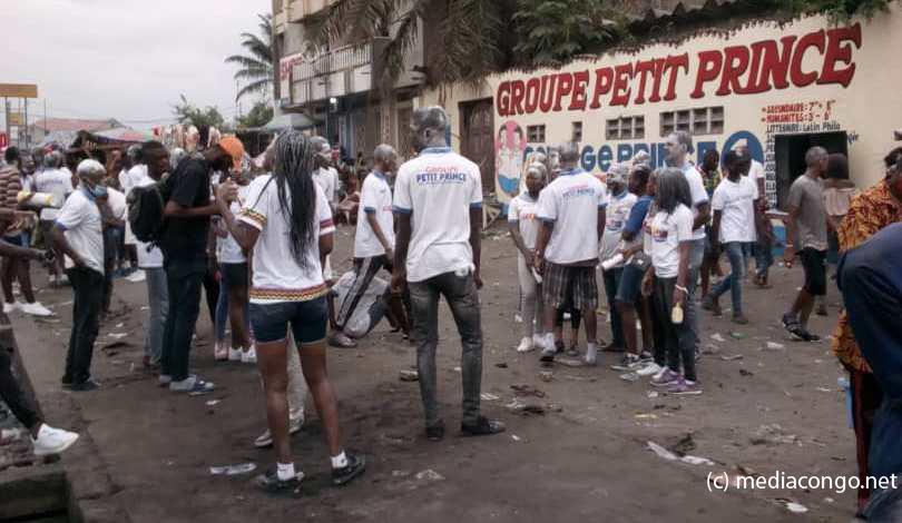 Résultats partiels de l’Exetat 2021 : Angie Kulenduka, lauréate de la province du Haut-Katanga avec 89% Résultats partiels de l’Exetat 2021 : Angie Kulenduka, lauréate de la province du Haut-Katanga avec 89%