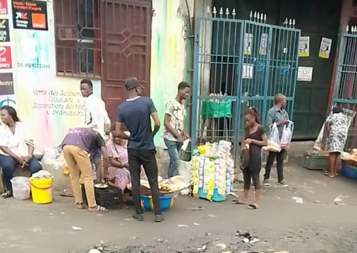 Kinshasa : les vendeurs reviennent timidement aux affaires à Kintambo magasin Kinshasa : les vendeurs reviennent timidement aux affaires à Kintambo magasin