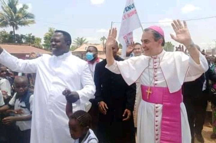 Tshopo : le nonce apostolique en RDC est arrivé à Kisangani Tshopo : le nonce apostolique en RDC est arrivé à Kisangani