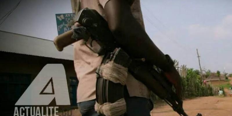 RDC-Beni: deux miliciens et un militaire tués dans une attaque contre une position de l'armée à Bashu RDC-Beni: deux miliciens et un militaire tués dans une attaque contre une position de l'armée à Bashu