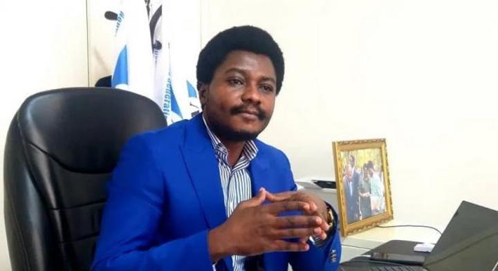 Malaise au sein du FCC : Constant Mutamba boude la décision de la cellule de crise et convoque une réunion ce jeudi Malaise au sein du FCC : Constant Mutamba boude la décision de la cellule de crise et convoque une réunion ce jeudi