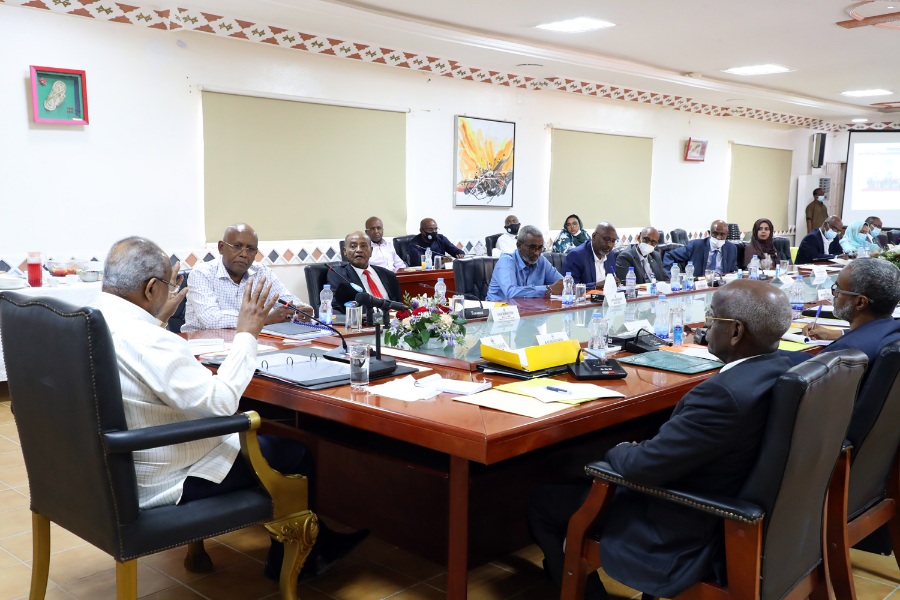 Le président Guelleh décline les grandes lignes des missions qu’il assigne à son nouveau gouvernement Le président Guelleh décline les grandes lignes des missions qu’il assigne à son nouveau gouvernement