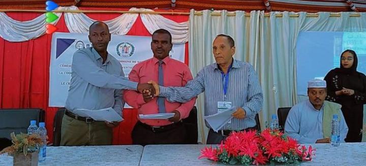 Cérémonie de signature de convention de partenariat pour le parrainage des enfants de la rue de Djibouti Cérémonie de signature de convention de partenariat pour le parrainage des enfants de la rue de Djibouti