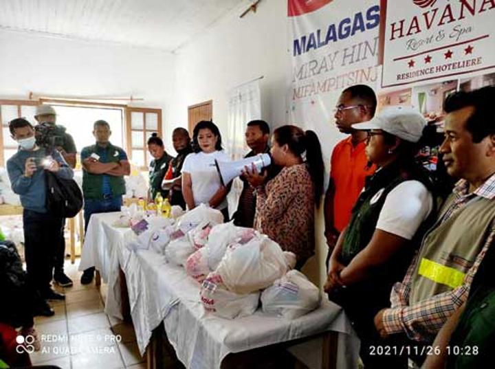 Premier arrondissement : Des produits de première nécessité pour 250 personnes Premier arrondissement : Des produits de première nécessité pour 250 personnes