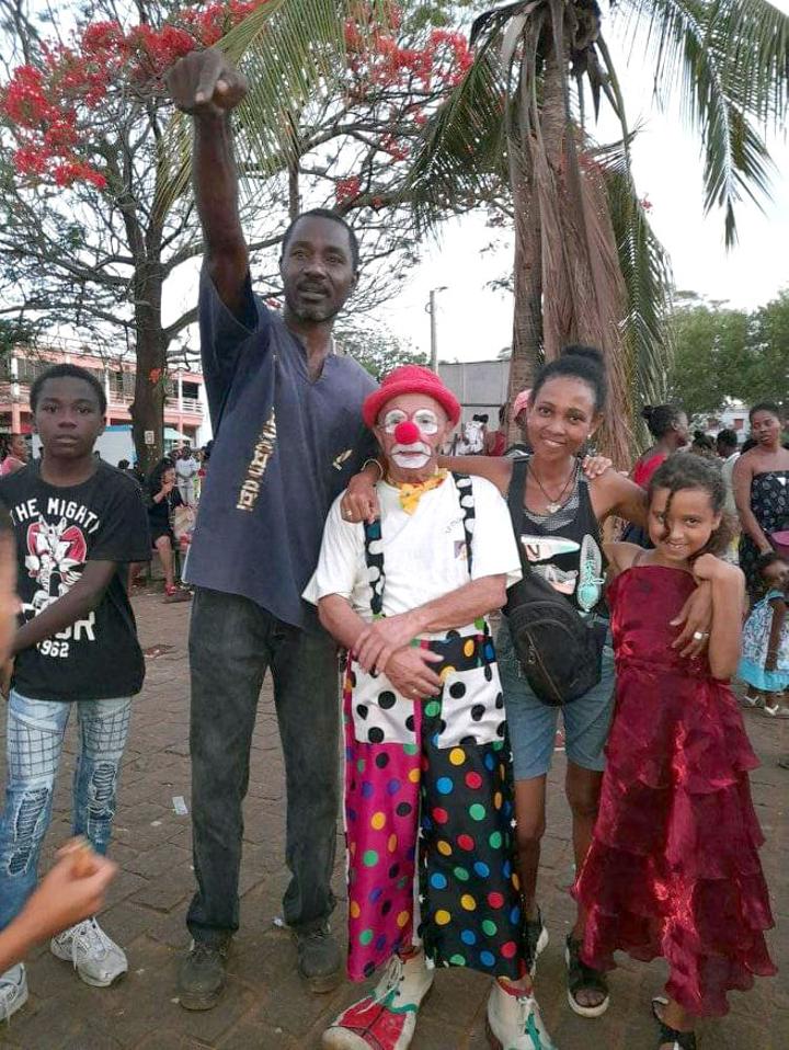 Jiji : Le clown amoureux de Madagascar Jiji : Le clown amoureux de Madagascar