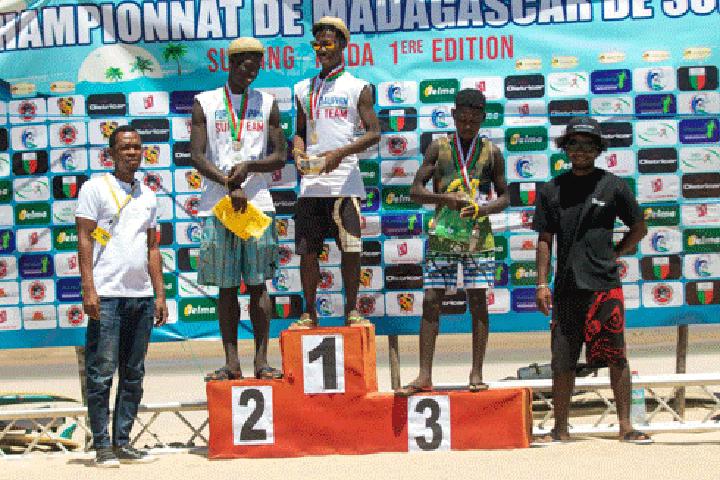 Surf : « 2022, une année de travail », dixit Roger Faustinato Surf : « 2022, une année de travail », dixit Roger Faustinato