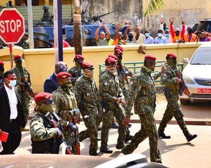 Interdiction des manifestations en Guinée : le CNRD touche à l’opium qui a enivré le pouvoir d’Alpha Condé Interdiction des manifestations en Guinée : le CNRD touche à l’opium qui a enivré le pouvoir d’Alpha Condé