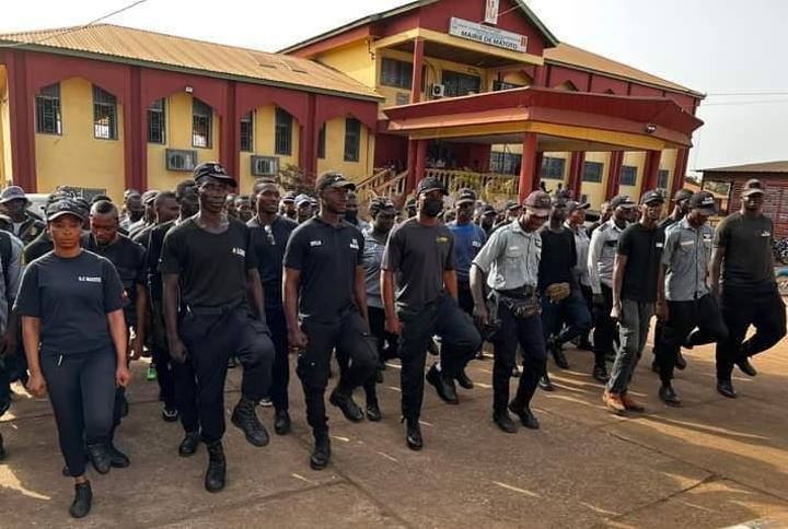 Conakry : sans salaire depuis 6 mois, les gardes communaux s’adressent aux autorités de la Transition Conakry : sans salaire depuis 6 mois, les gardes communaux s’adressent aux autorités de la Transition