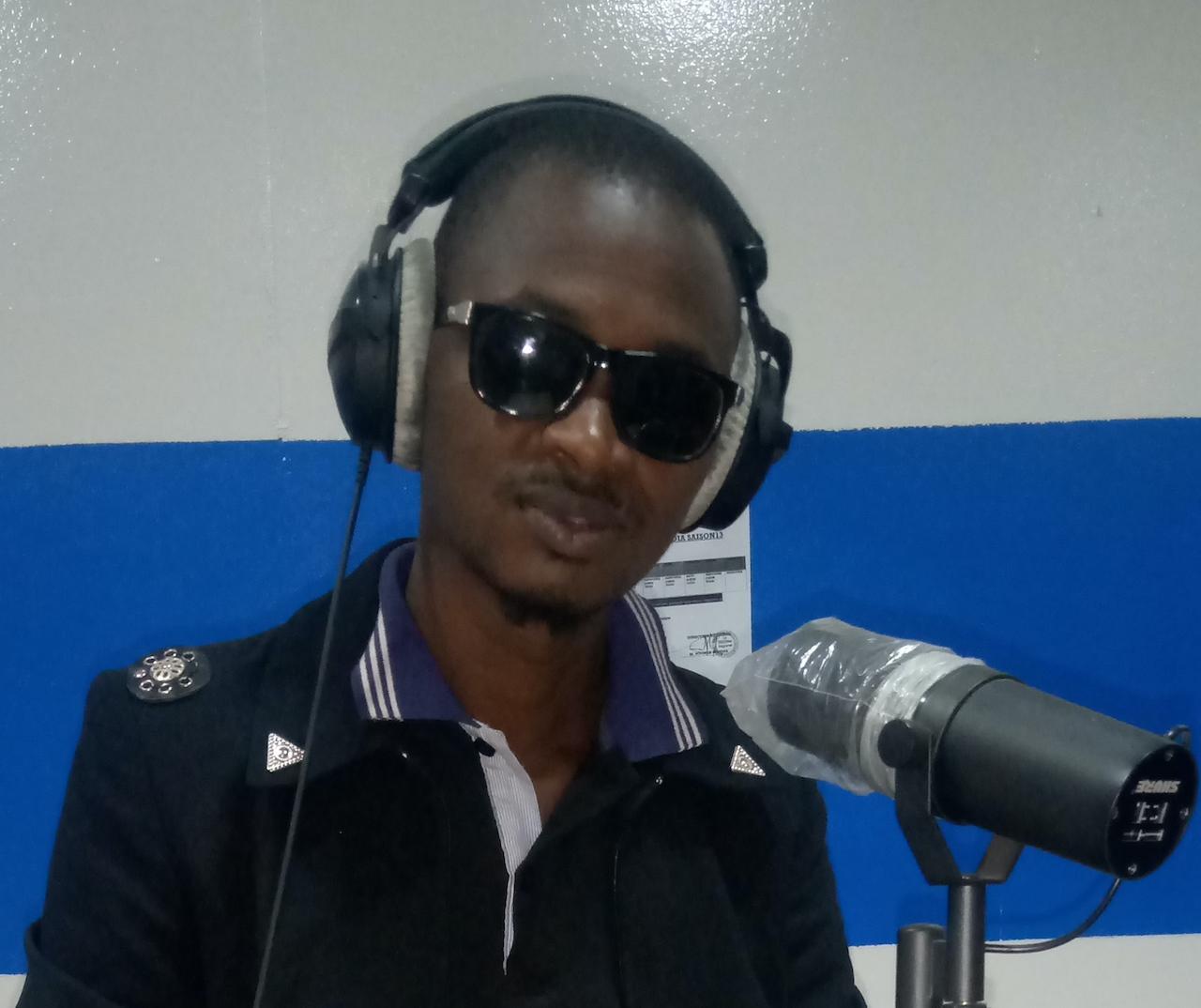 Le journaliste Mohamed M’Bemba Condé violenté à Kindia : « nous comptons porter plainte contre les agresseurs de notre confrère » Le journaliste Mohamed M’Bemba Condé violenté à Kindia : « nous comptons porter plainte contre les agresseurs de notre confrère »