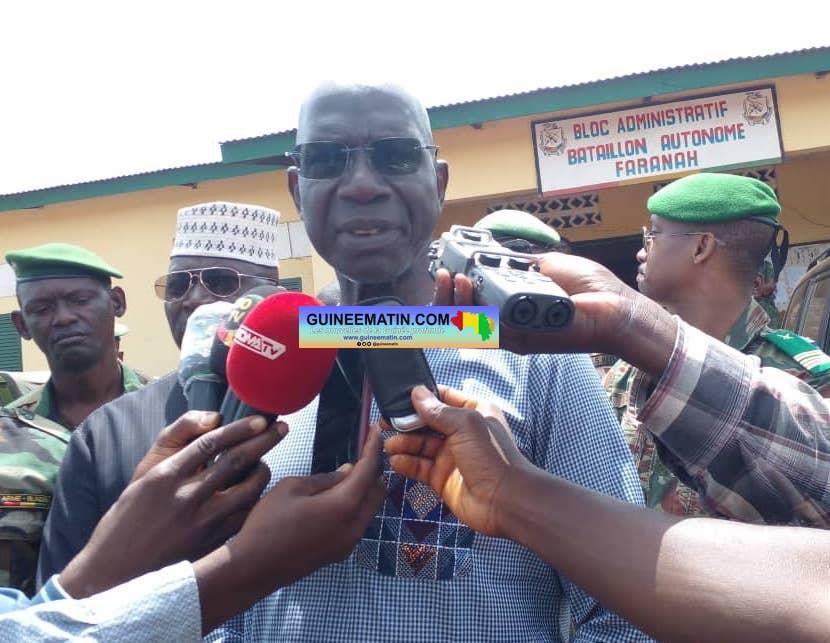 Faranah : le Général Aboubacar Sidiki Camara en conclave avec les militaires Faranah : le Général Aboubacar Sidiki Camara en conclave avec les militaires