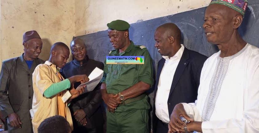 Examen d’entrée en 7ème année : « celui qui va frauder sera éliminé et poursuivi », dit le préfet de Mamou Examen d’entrée en 7ème année : « celui qui va frauder sera éliminé et poursuivi », dit le préfet de Mamou