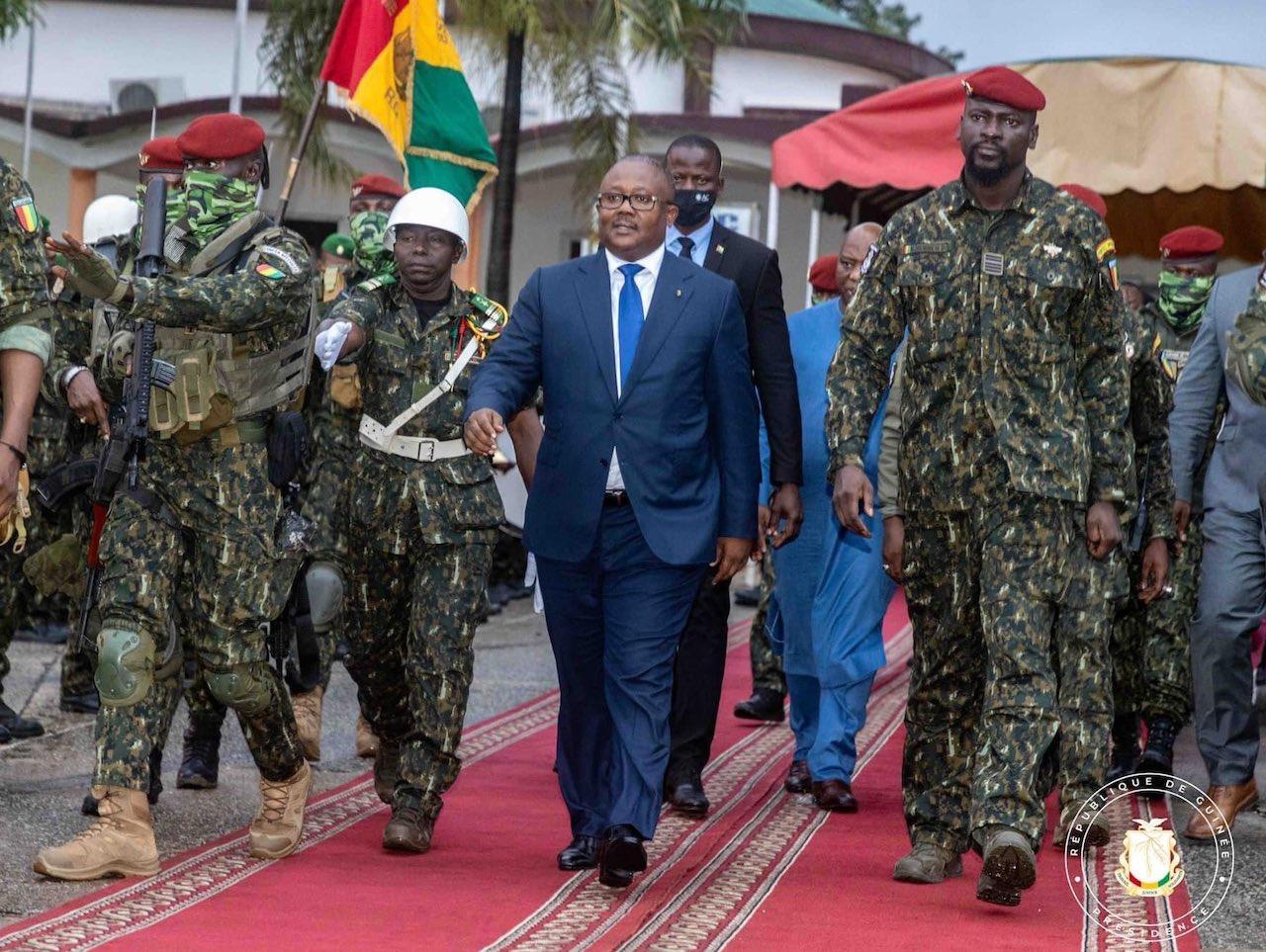 Chronique de la Transition : Répétition générale ! Chronique de la Transition : Répétition générale !