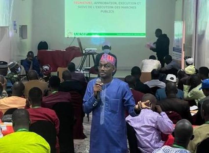 Labé : lancement officiel des séances de vulgarisation du nouveau code des marchés publics en Guinée Labé : lancement officiel des séances de vulgarisation du nouveau code des marchés publics en Guinée