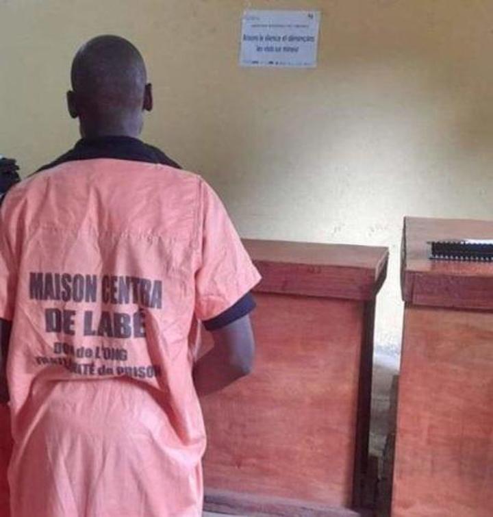Saisie de drogue à la gare routière de Kouroula : le tribunal de Labé condamne un chauffeur à 2 ans de prison