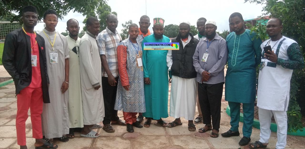 Retraite spirituelle de l’AEEMG à N’zérékoré : « on ne doit pas sentir les divergences ethniques entre nous guinéens » Retraite spirituelle de l’AEEMG à N’zérékoré : « on ne doit pas sentir les divergences ethniques entre nous guinéens »