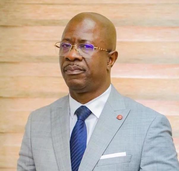 Qui est Aly Seydouba Soumah du nouveau ministre de l’Énergie, de l’Hydraulique et des Hydrocarbures ? Qui est Aly Seydouba Soumah du nouveau ministre de l’Énergie, de l’Hydraulique et des Hydrocarbures ?