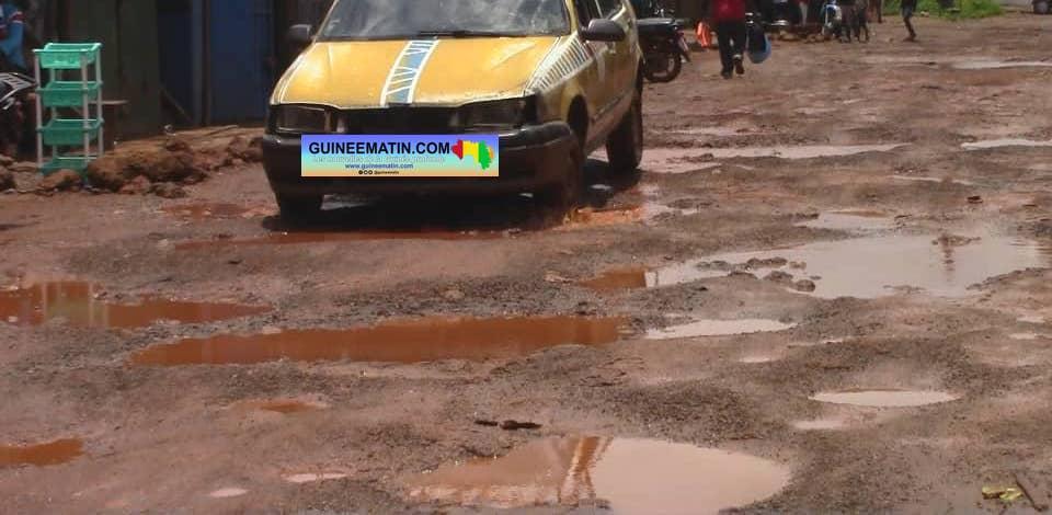 Voiries de Conakry : le calvaire des usagers du tronçon Koloma-marché-Kaporo Rails Voiries de Conakry : le calvaire des usagers du tronçon Koloma-marché-Kaporo Rails